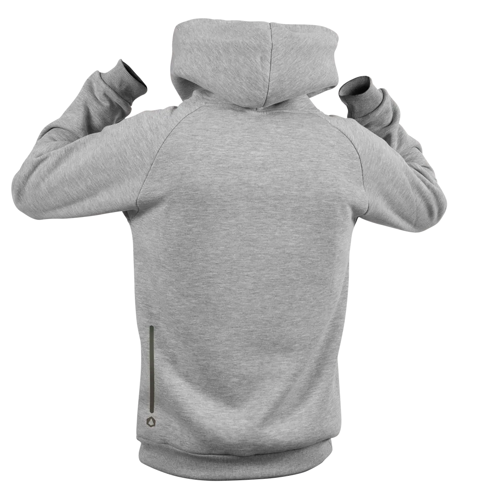 Reflektierender Hoodie Dune in der Farbvariante Grau von REFLECTIVE Berlin in Rückenansicht mit sichtbaren Reflex Streifen in der unteren Ecke.