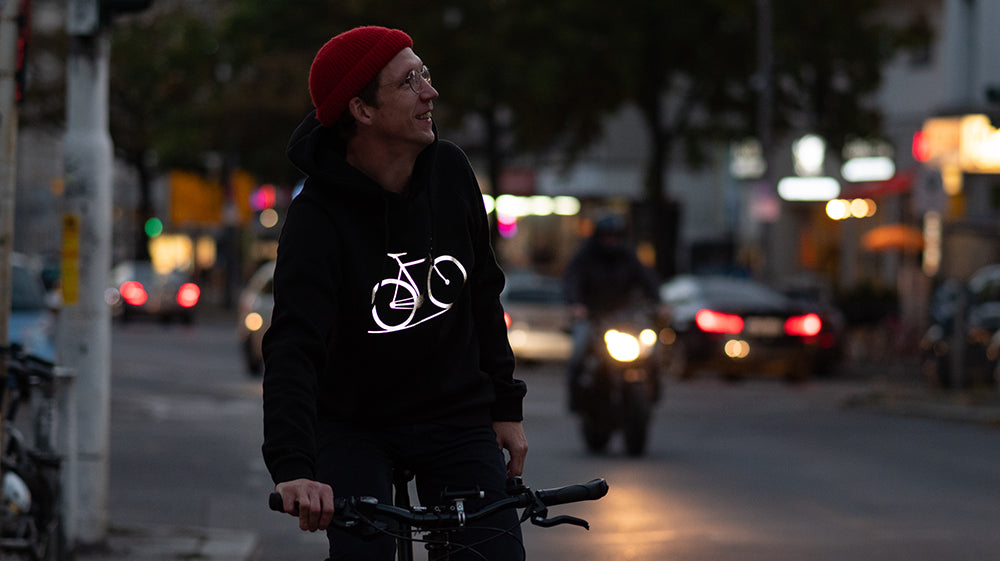 black reflective hoodie, night ride and motorbicycle