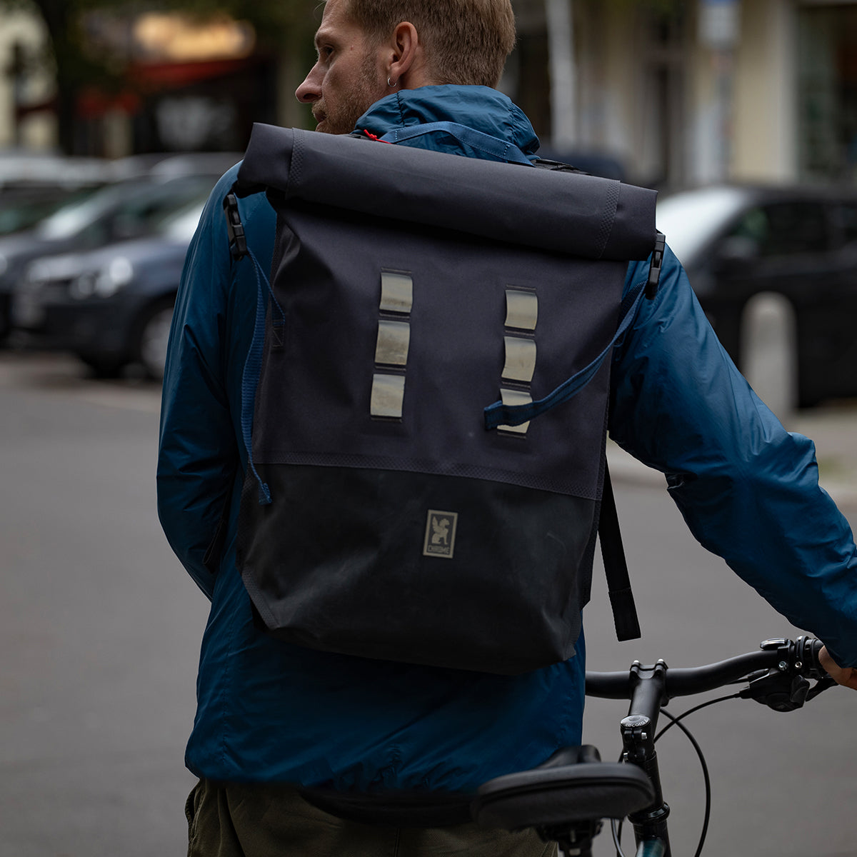 Chrome Urban EX 2.0 Rolltop Rucksack 30L Fog REFLECTIVE Berlin