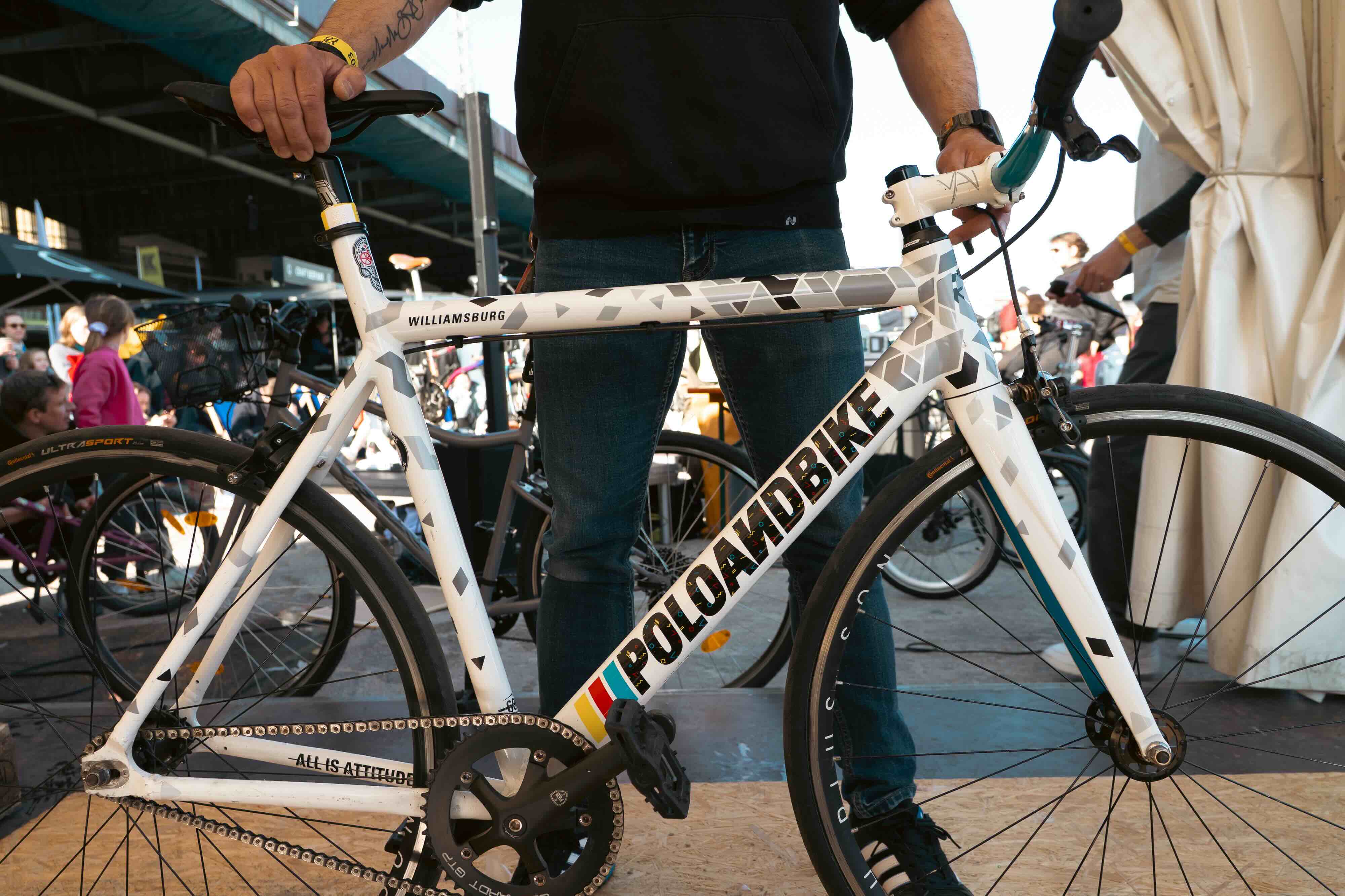 poloandbike fixed gear bike with grey modulor reflective stickers