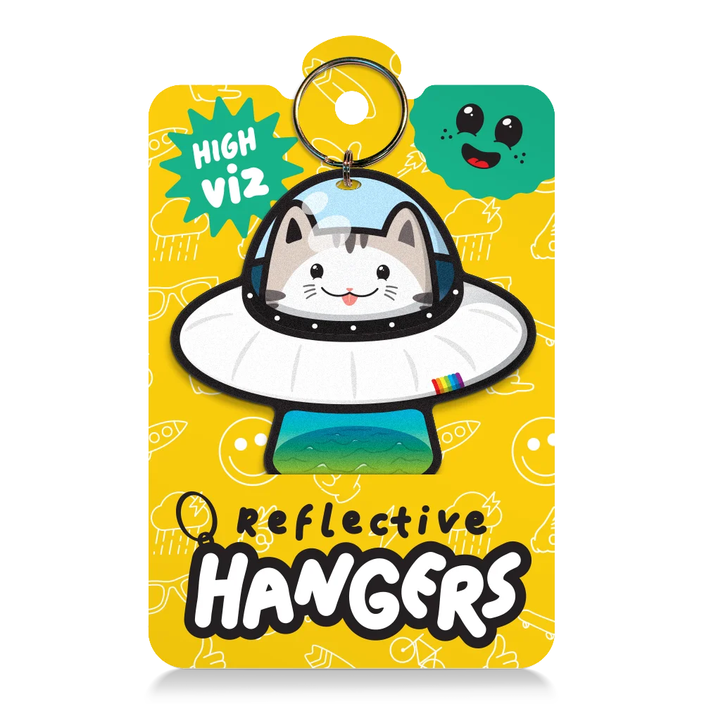 Reflektierender Anhänger ‚Reflective Hangers‘  in der Variante ‚Space Cat’ in Produktverpackung von REFLECTIVE Berlin.