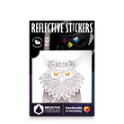 Reflektierender Aufkleber „Eule“ in Farbvariante „weiß“ in Produktverpackung von REFLECTIVE Berlin.