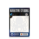 Reflektierender Aufkleber „Kraken“ in Farbvariante „weiß“ in Produktverpackung von REFLECTIVE Berlin.