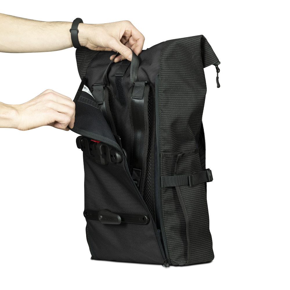 Red_rebane Back pack showing the openning system for a bike clip fit- Black colour