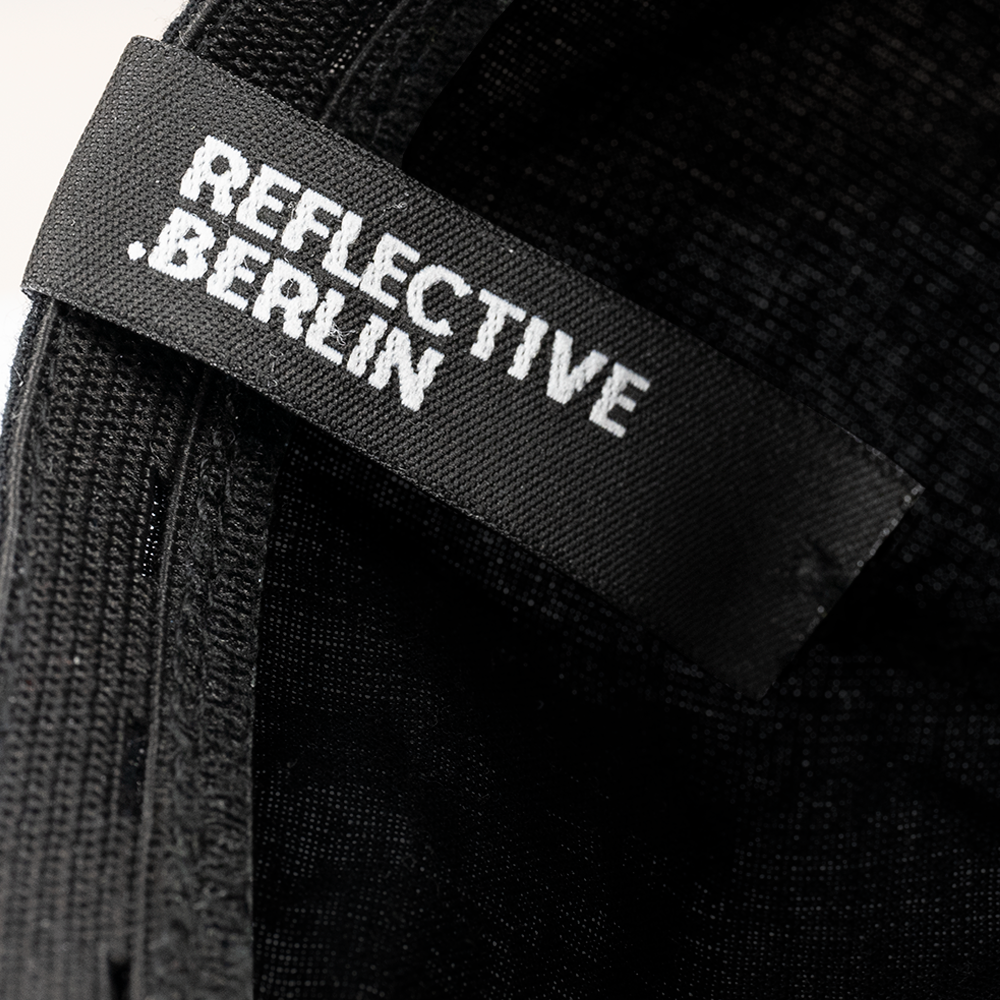 Inside label, reflective berlin
