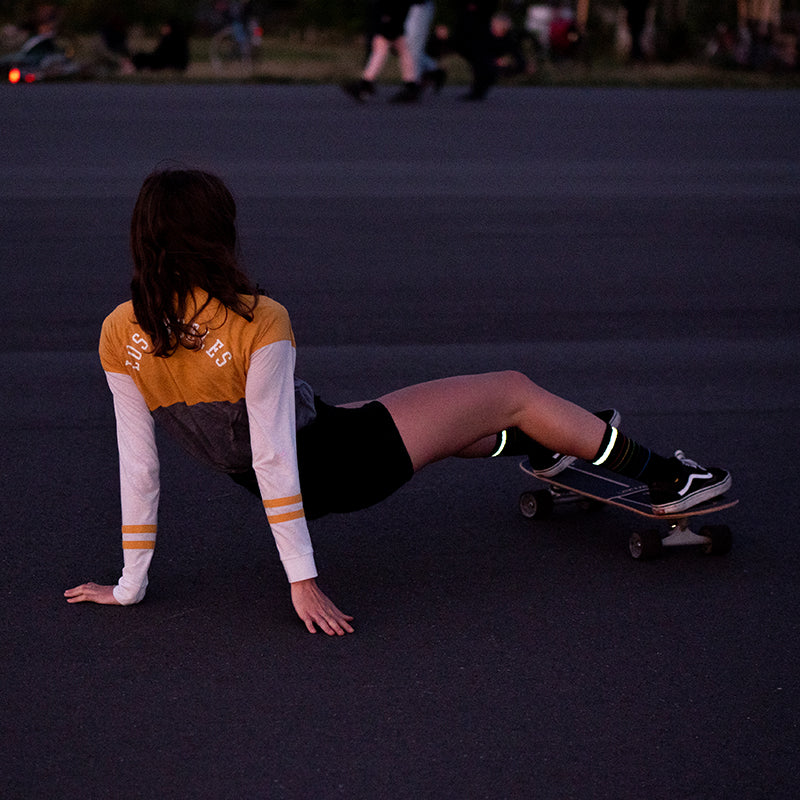 Skategirl, dark, reflective socks, Tempelhof